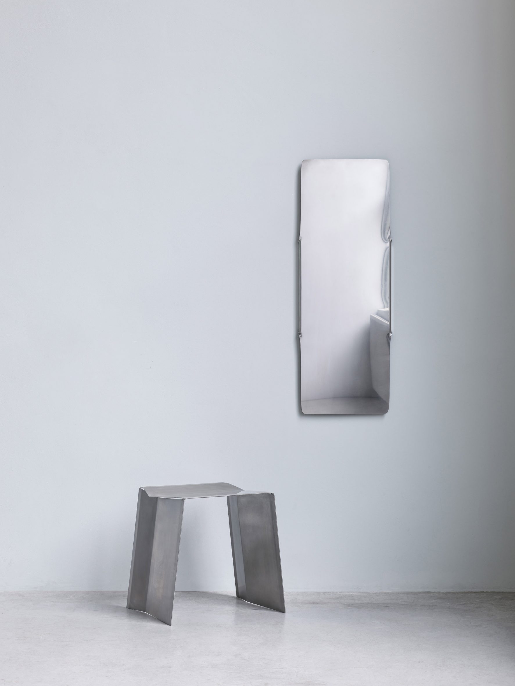 Camber stool and SST mirror by Paul Coenen at DDW