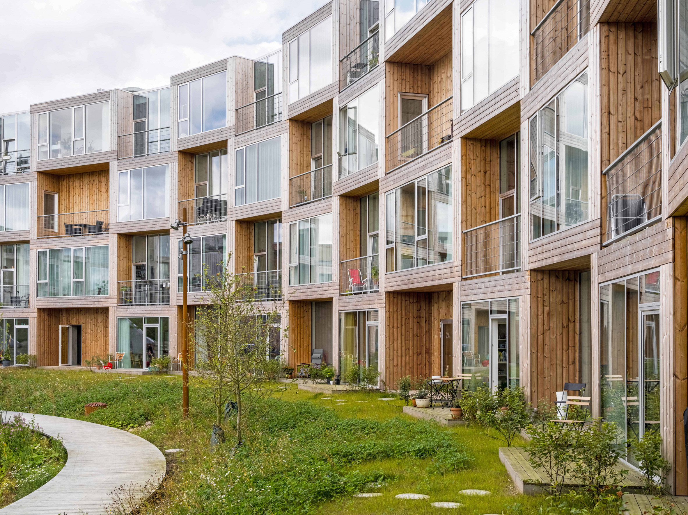 Modular Sneglehusene housing in Denmark by BIG