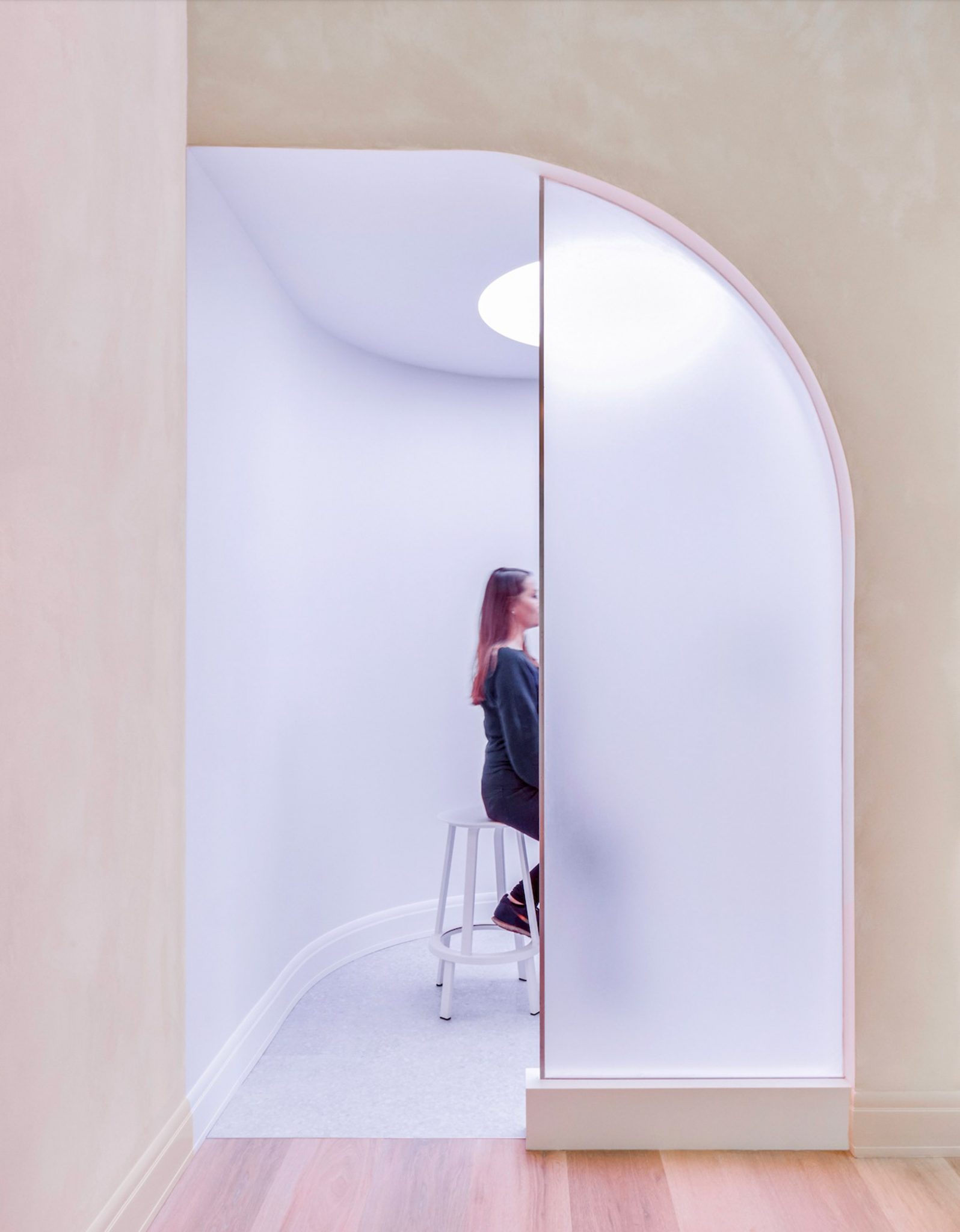 Modern Age longevity clinic creates calm with 3form resin interiors ...
