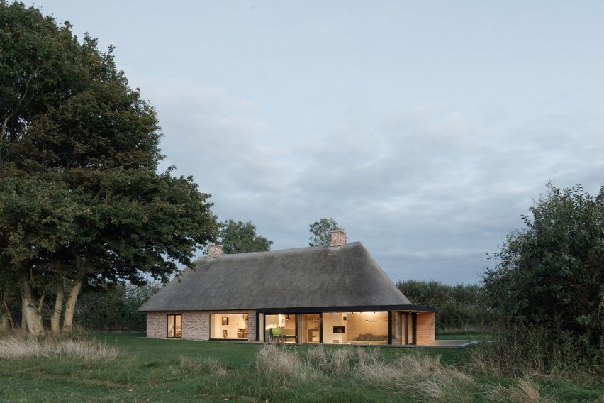 Exterior of Nieby Crofters Cottage by Jan Henrik Jansen and Marshall Blecher