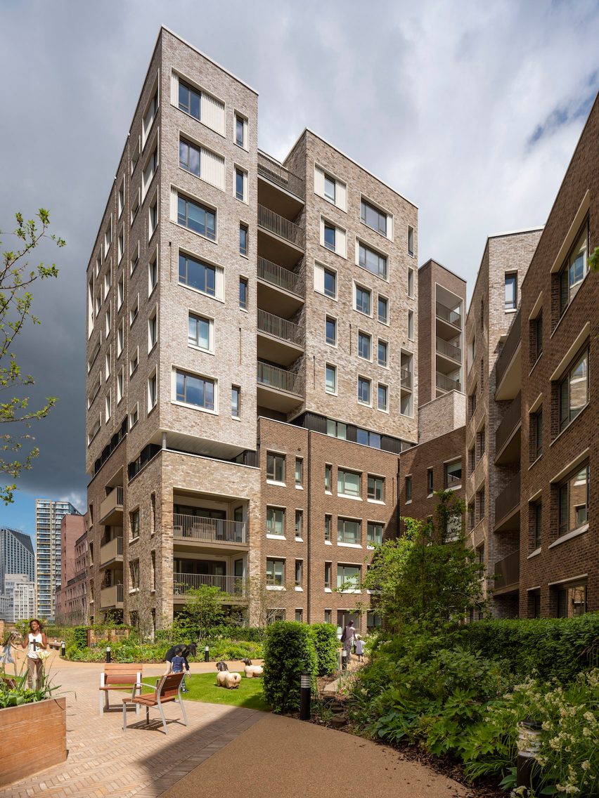 Housing at Elephant and Castle 