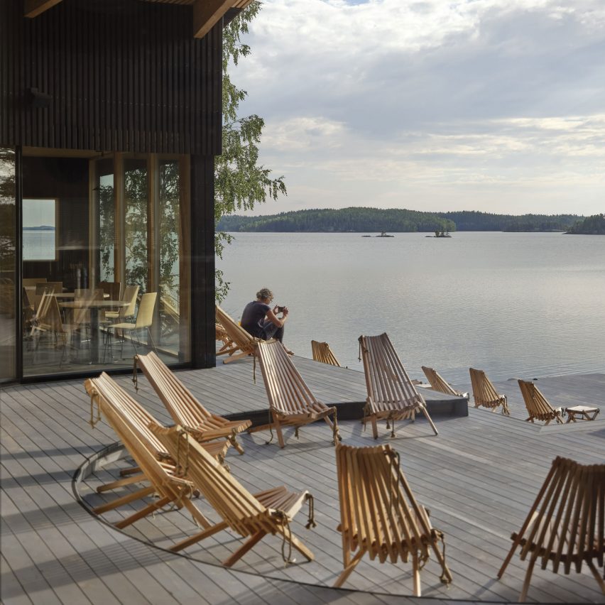 Restaurant terrace at Pistohiekka Resort in Finland by Studio Puisto
