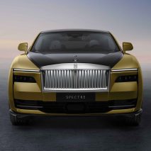 Rolls-Royce Spectre all-electric luxury coupe