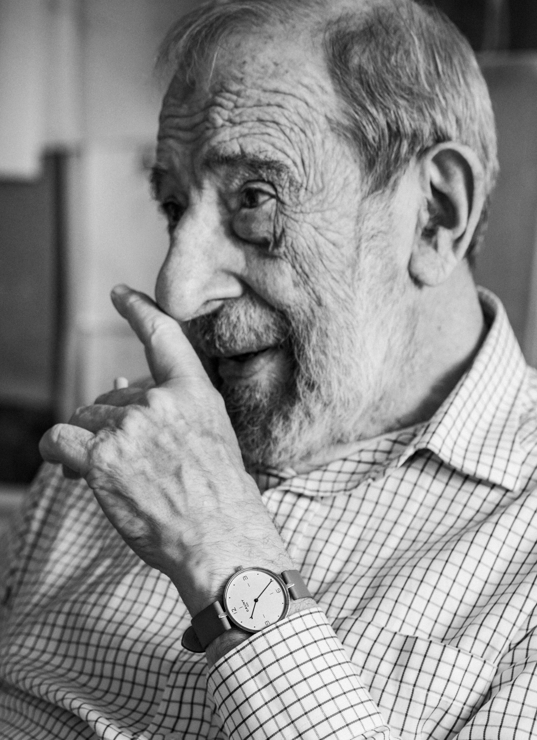 Alvaro Siza watch and portrait