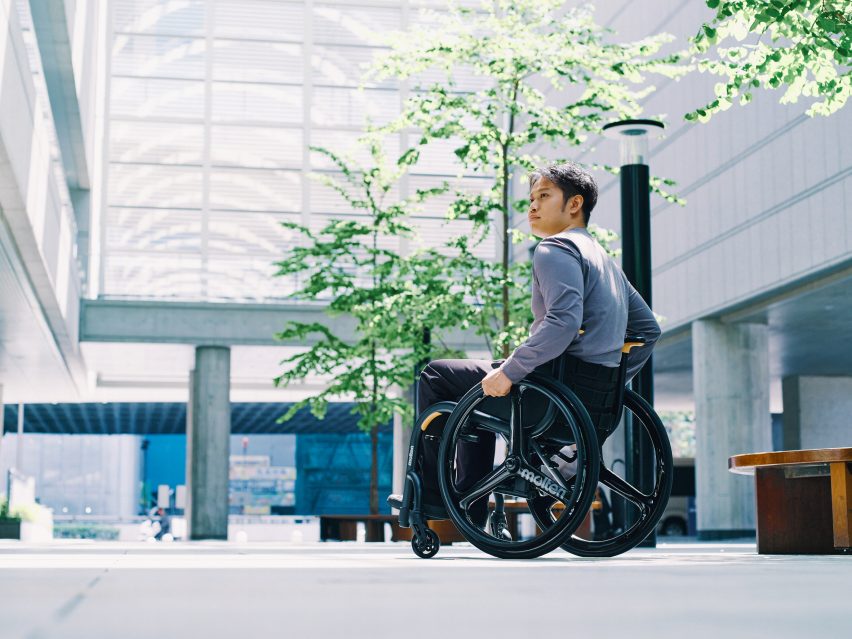 Person using Wheeliy 2.0 wheelchair by Quantum