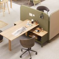 Office with modular furniture system