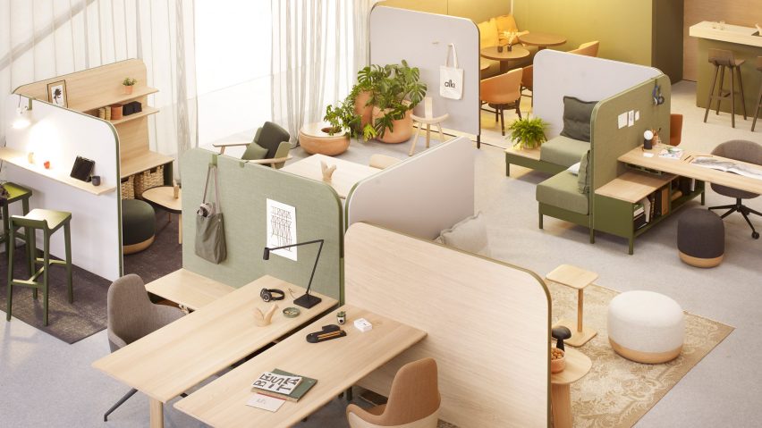 Office with modular furniture system