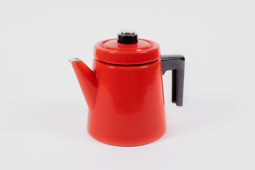 Antti red coffee pot