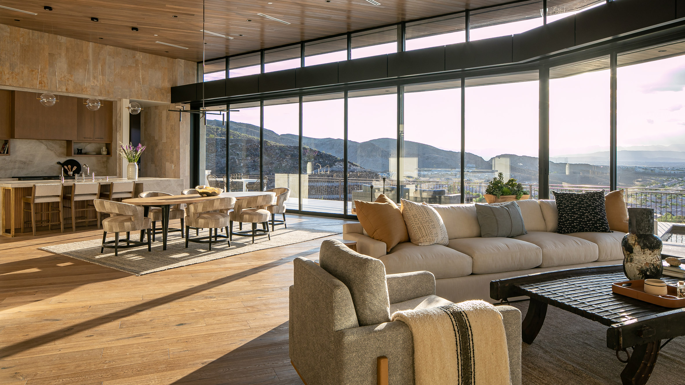 Brandon Architects designs home that frames the Las Vegas Strip - Vimarsana News