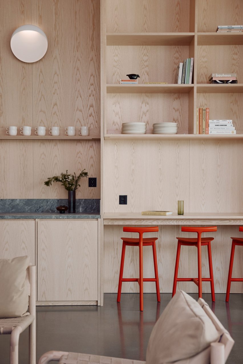 Wood-panelled kitchen corner