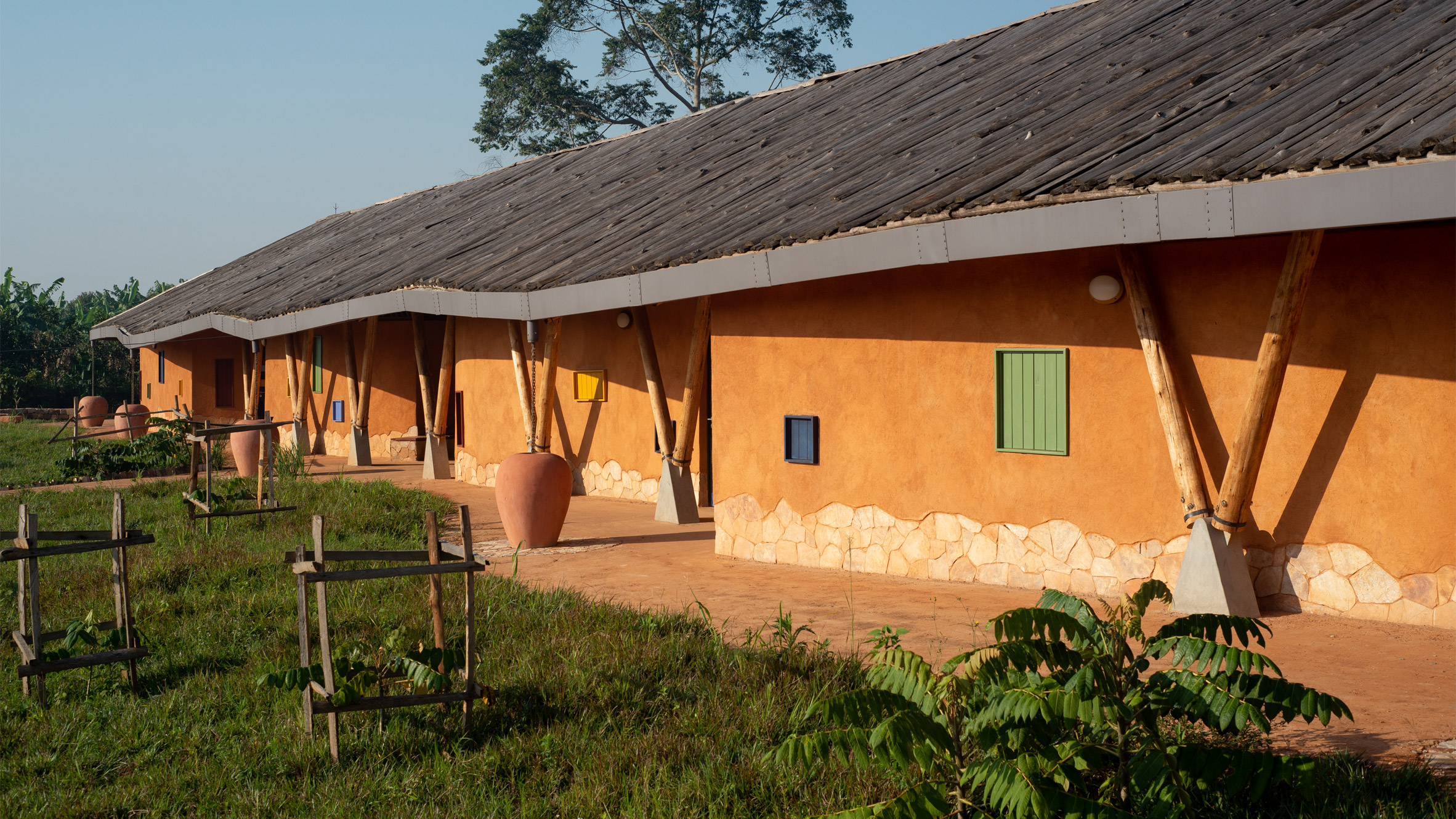 Localworks builds irregularly shaped classrooms for school in Uganda - Vimarsana News