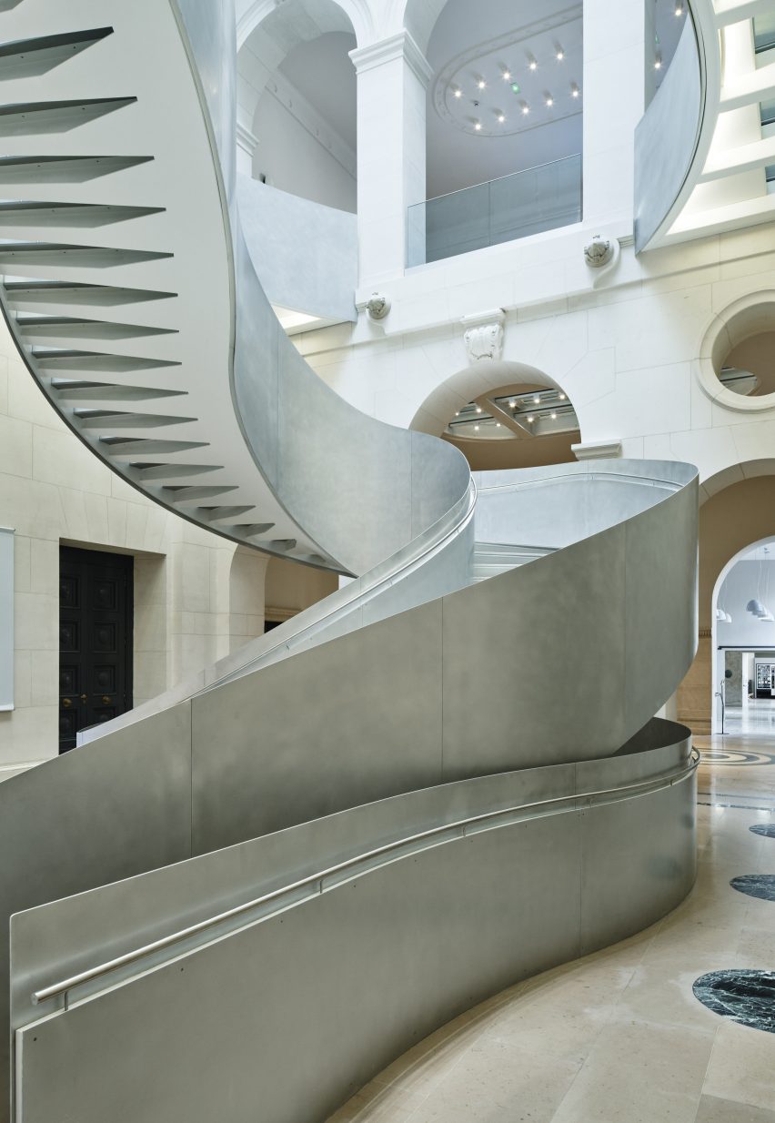 Spiral staircase in Parisian library overhauled by Bruno Gaudin Architectes