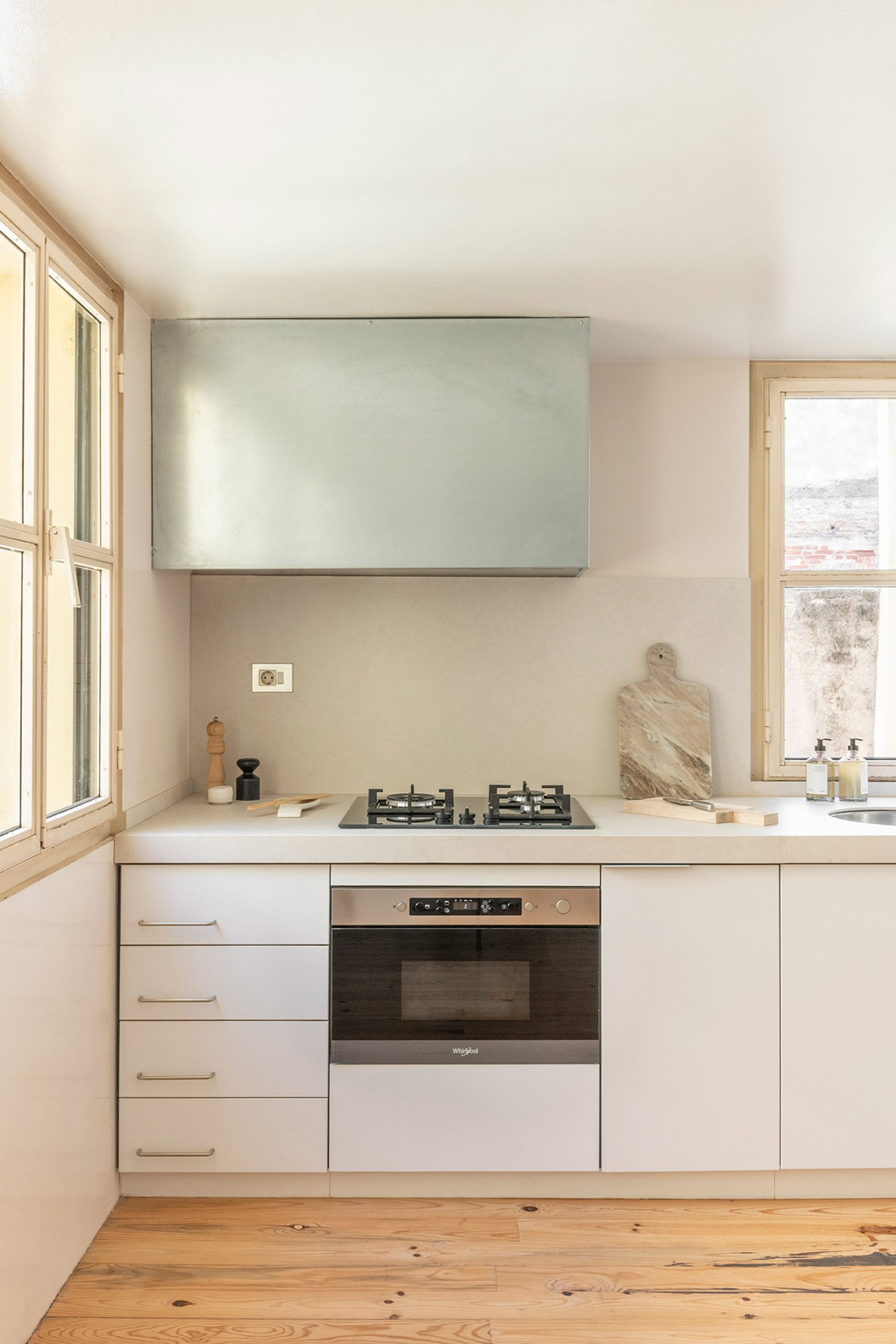 Kitchen interior of Colombo and Serboli Architecture flat