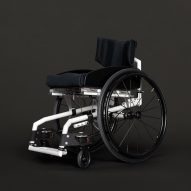 Backrest functions as steering wheel in The Reagiro wheelchair