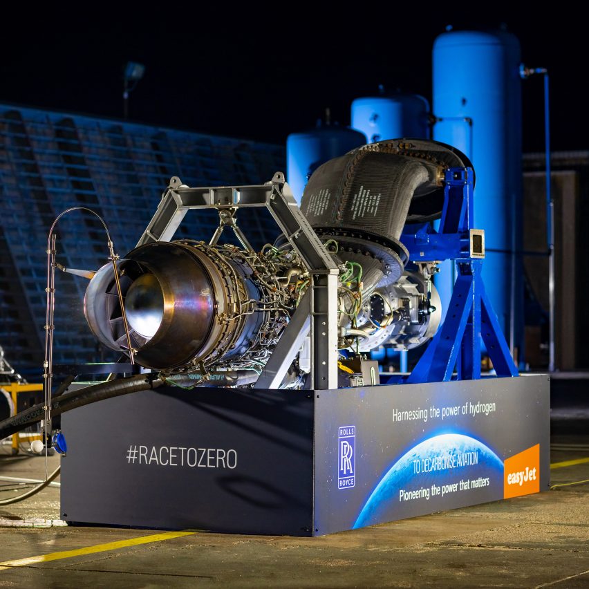 Rolls-Royce EasyJet hydrogen test engine
