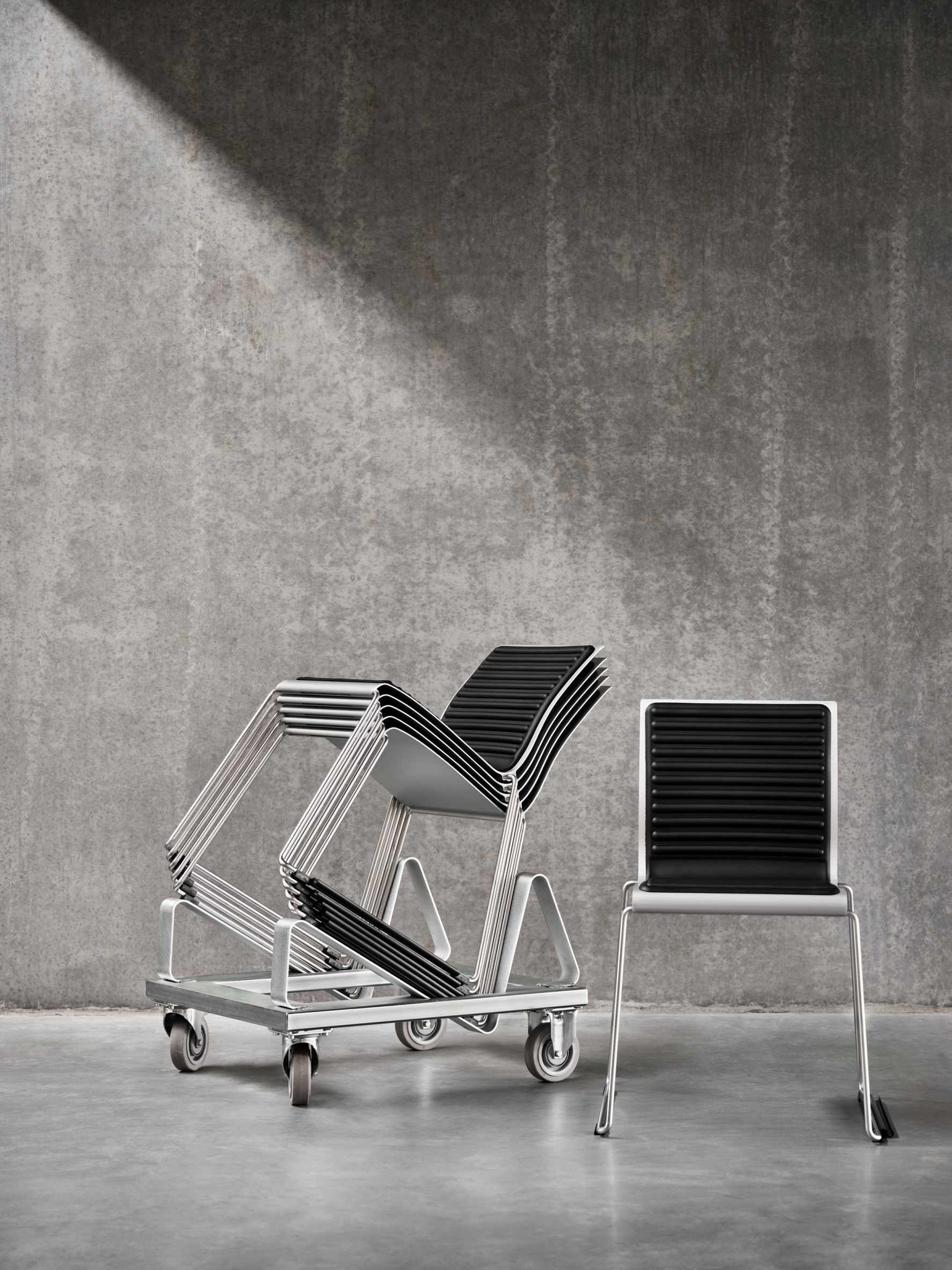 Stackable Sting chair by Bla Station