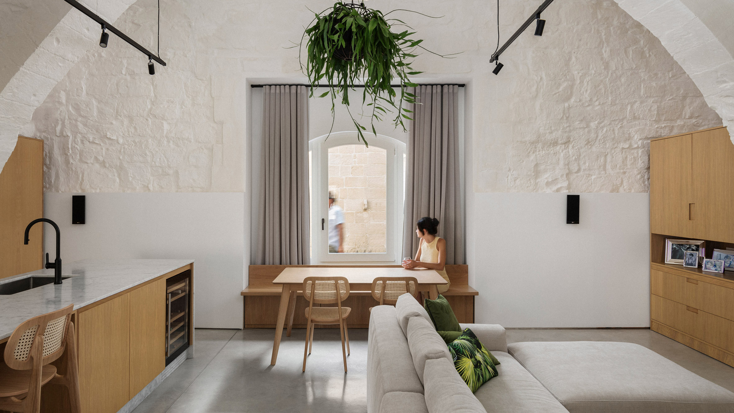 Valentino Architects converts Maltese into family home