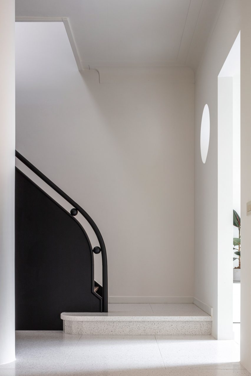 Staircase by Atelier Fréderic Louis