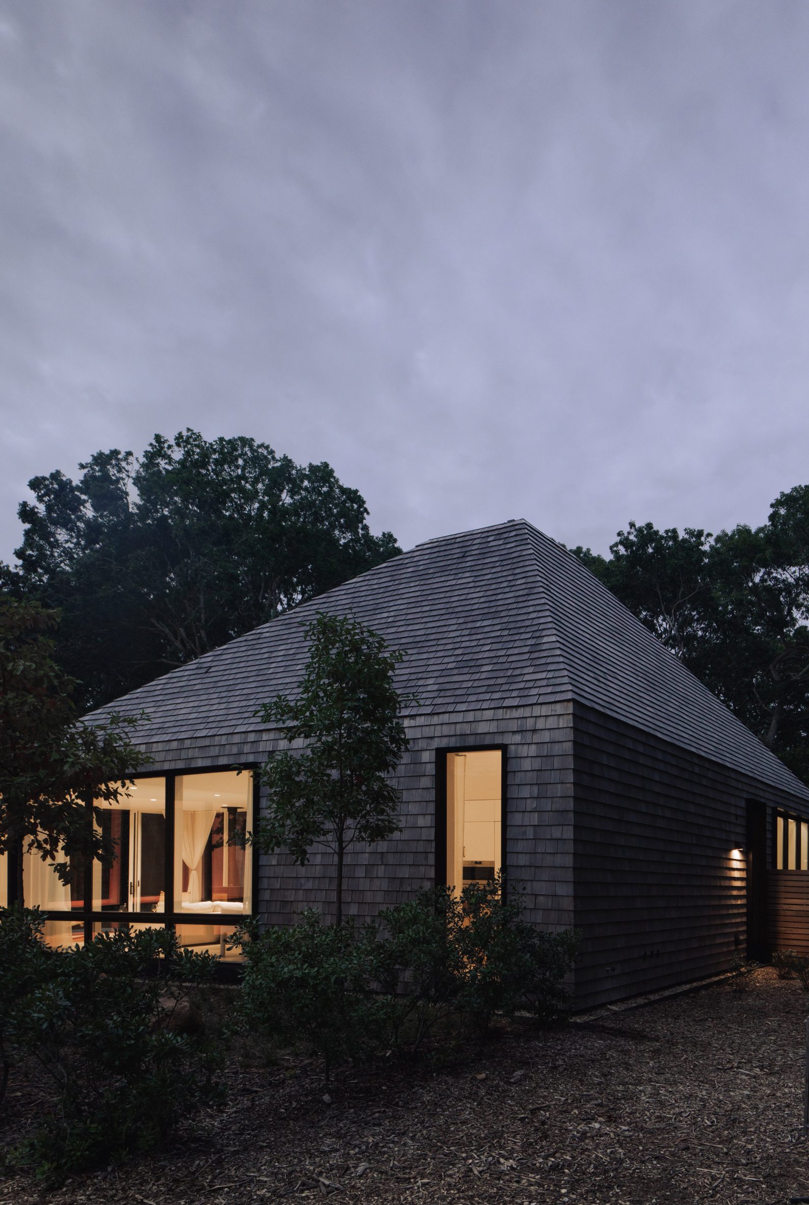 Lilla Lane house in the Hamptons by Oza Sabbeth Architects
