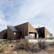 Mork-Ulnes completes eight-sided Octothorpe House in Oregon desert