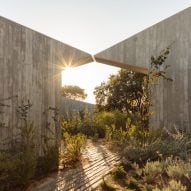 Concrete edges touch at Pateos houses by Manuel Aires Mateus