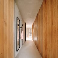 Corridor in Pateos houses by Manuel Aires Mateus
