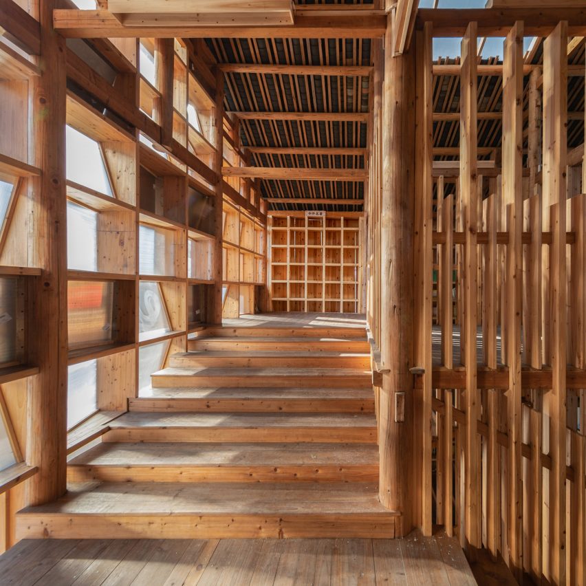 Interior of Pingtan Book House by Condition_Lab