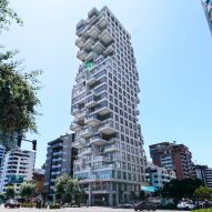 Safdie Architects completes Quito skyscraper with undulating "hillside" facades