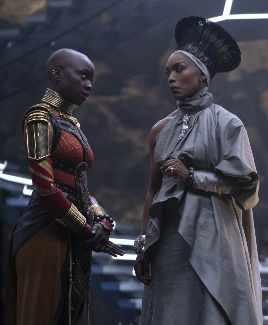 Two female characters wearing fighting armour in Wakanda Forever