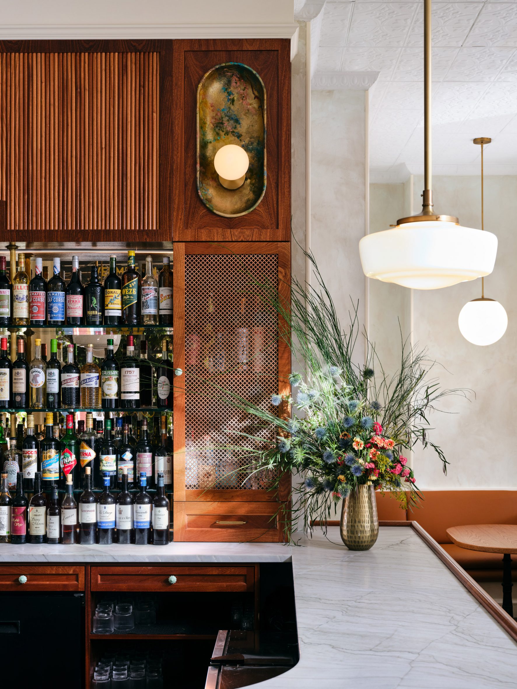 Ménard Dworkind outfits Montreal restaurant with custom wine storage