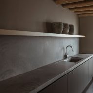 Kitchen, Casa Tres Árboles in Valle de Bravo by Direccion