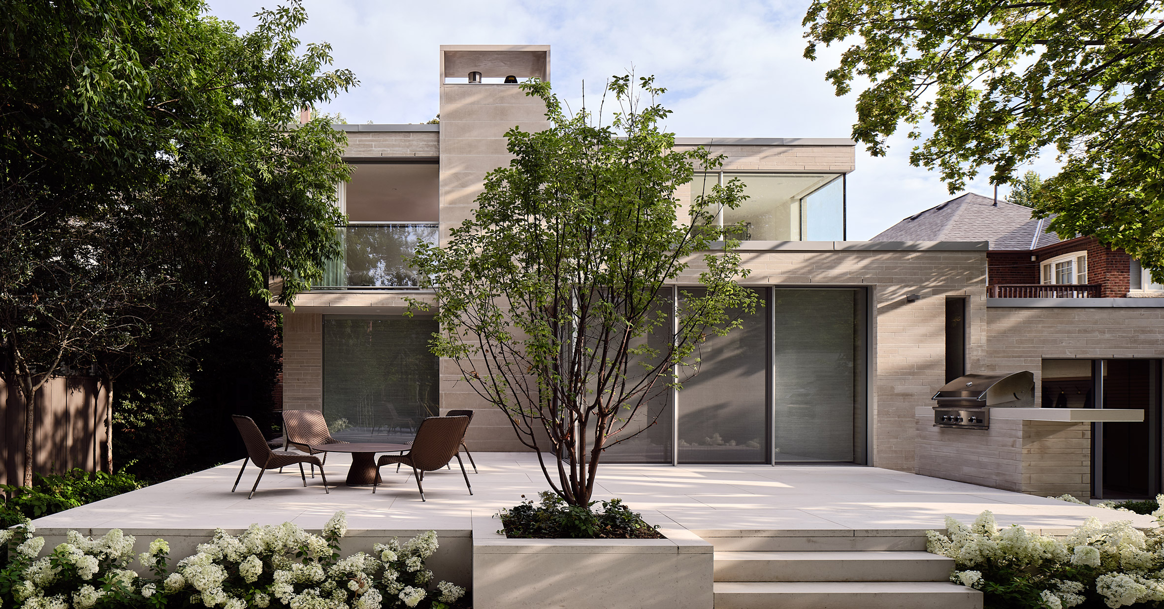 Renovation of a 1960's Side Split Home in Toronto by Urbanscape Architects