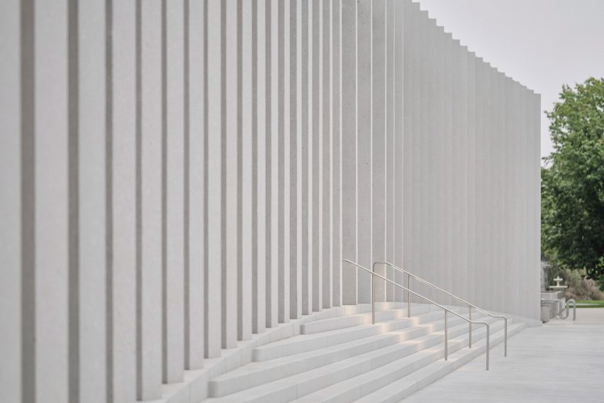 Precast concrete columns on gallery extension in Canada