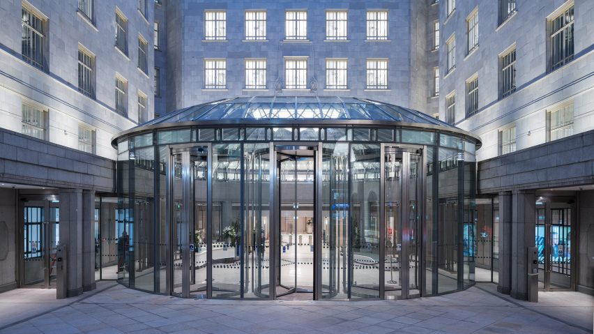 Image of a glass entrance at 80 the Strand
