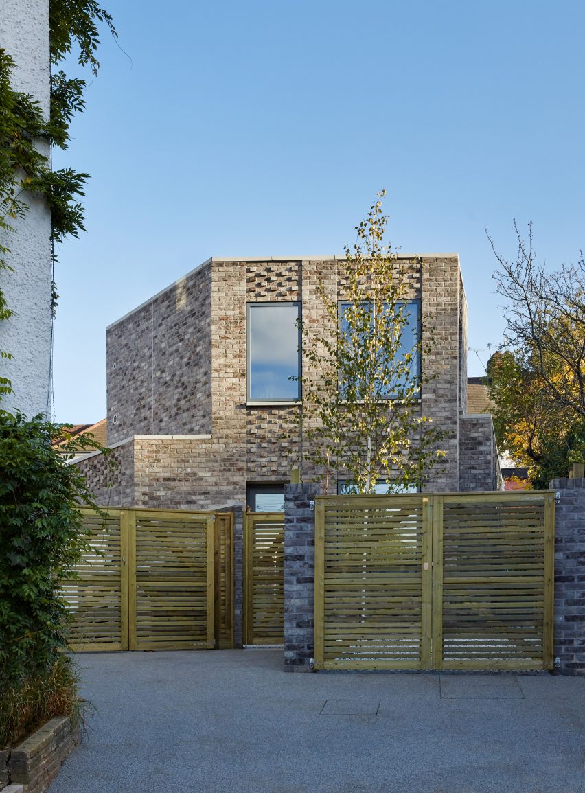 NW10 House by Platform 5 Architects