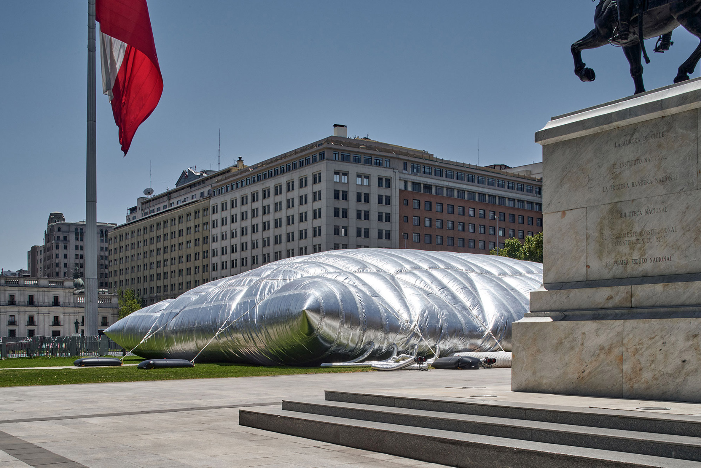 Smiljan Radić creates inflatable stage for Chile's architecture 