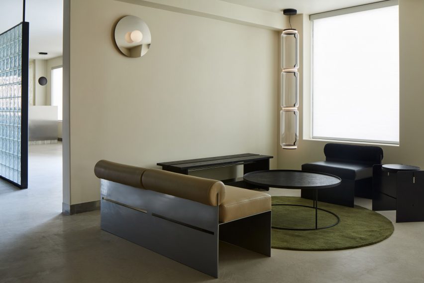 Lounge area with metal seating