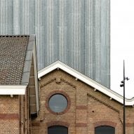 Exterior of Bovenbouwwerkplaats community hub in Utrecht by Studioninedots