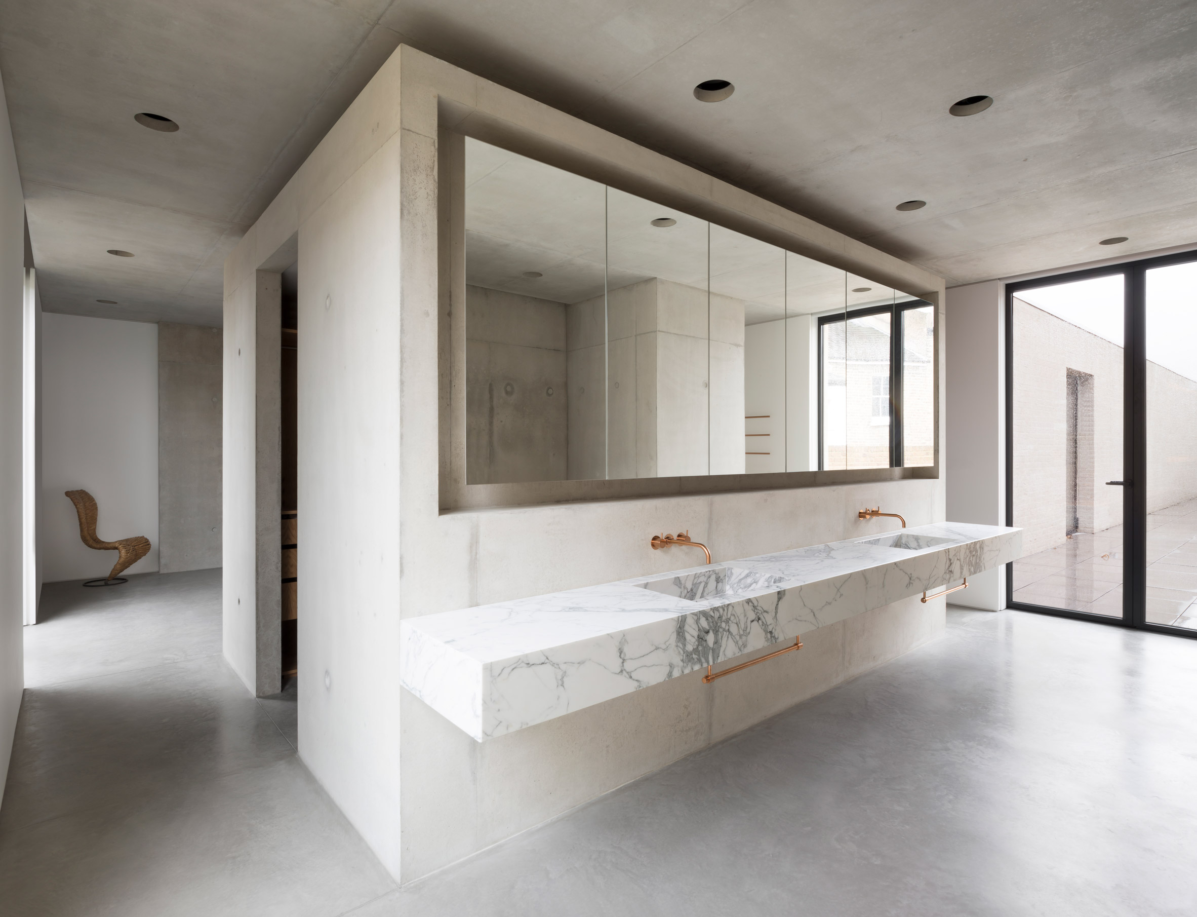 Eight practical and beautiful concrete bathrooms around the world - Vimarsana News