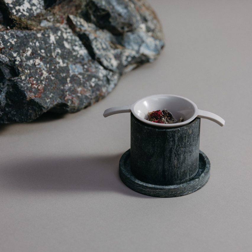 Licking Rocks tea set by Simiæn among ten new products on Dezeen Showroom