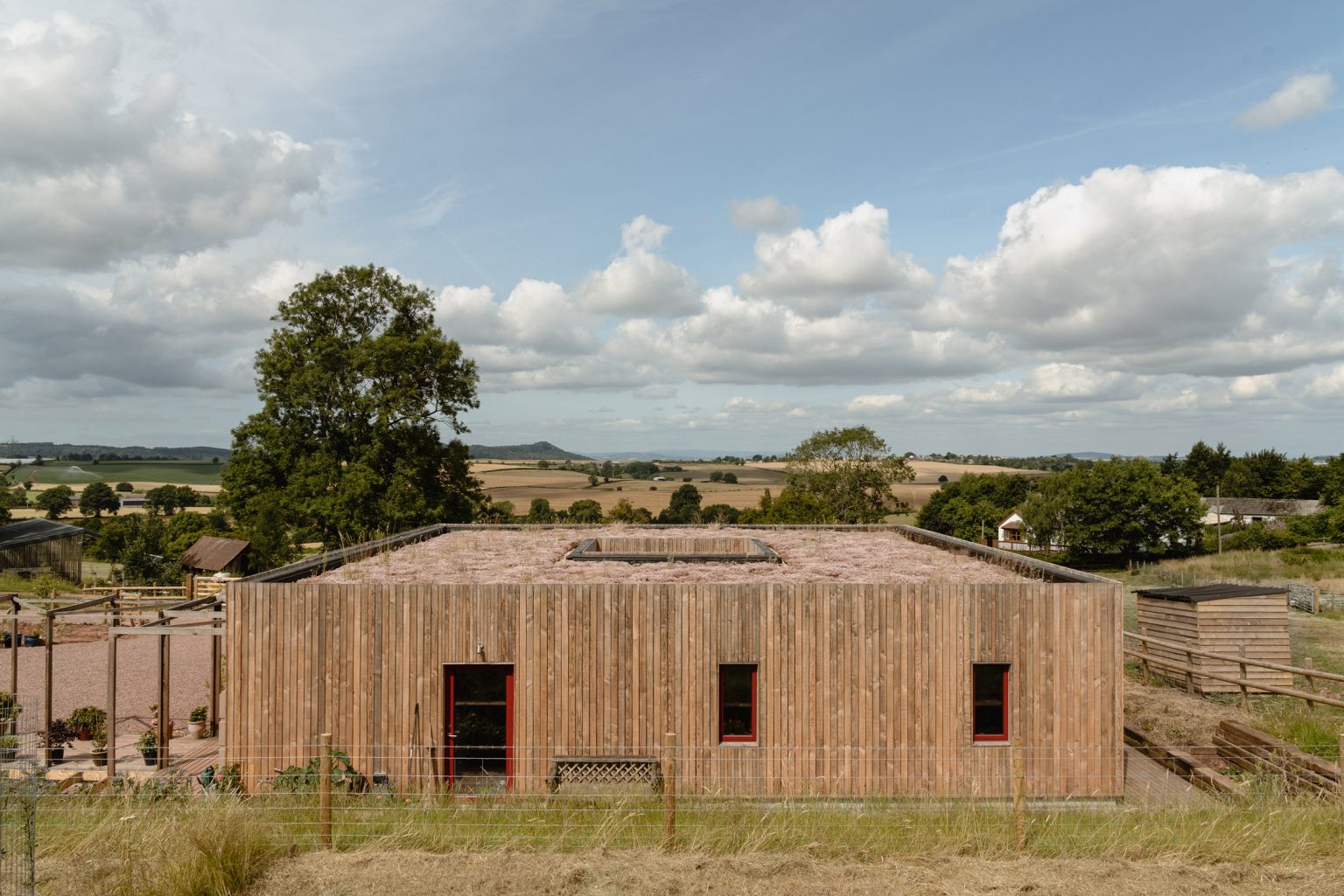 Timber Billman Studio Bark builds demountable Nest House with architecture students ...