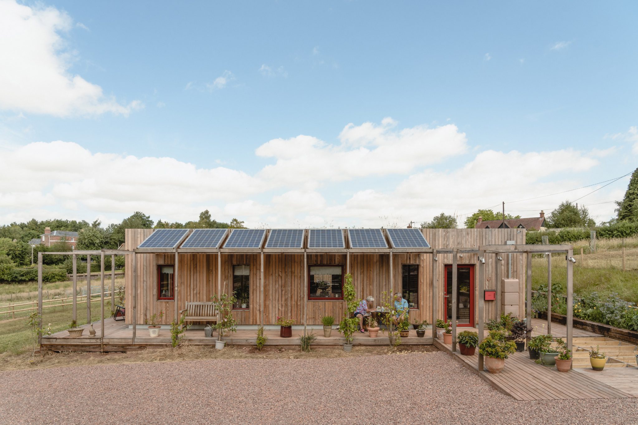Timber Billman Studio Bark builds demountable Nest House with architecture students ...