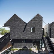 SinHei Kwok completes M-shaped Bungalows in historic Phoenix district
