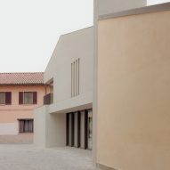 Casa SM by Form_A reinterprets its historical Italian surroundings