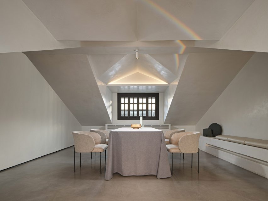 Private dining area at the Gud restaurant by Studio8