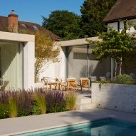 Ström Architects adds contemporary extension to traditional English house