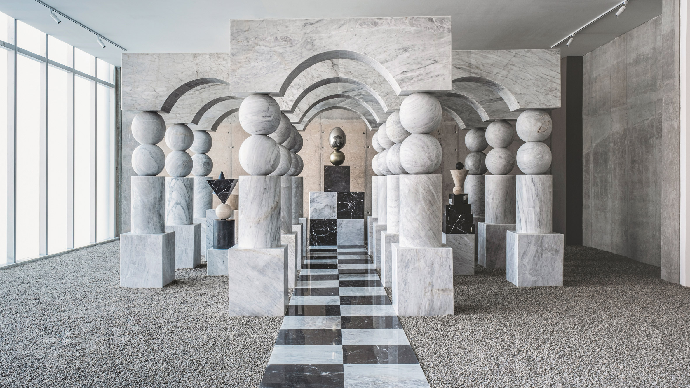 Pilar Zeta and Andrés Monnier contrast stone installations at Galerie Philia - Vimarsana News