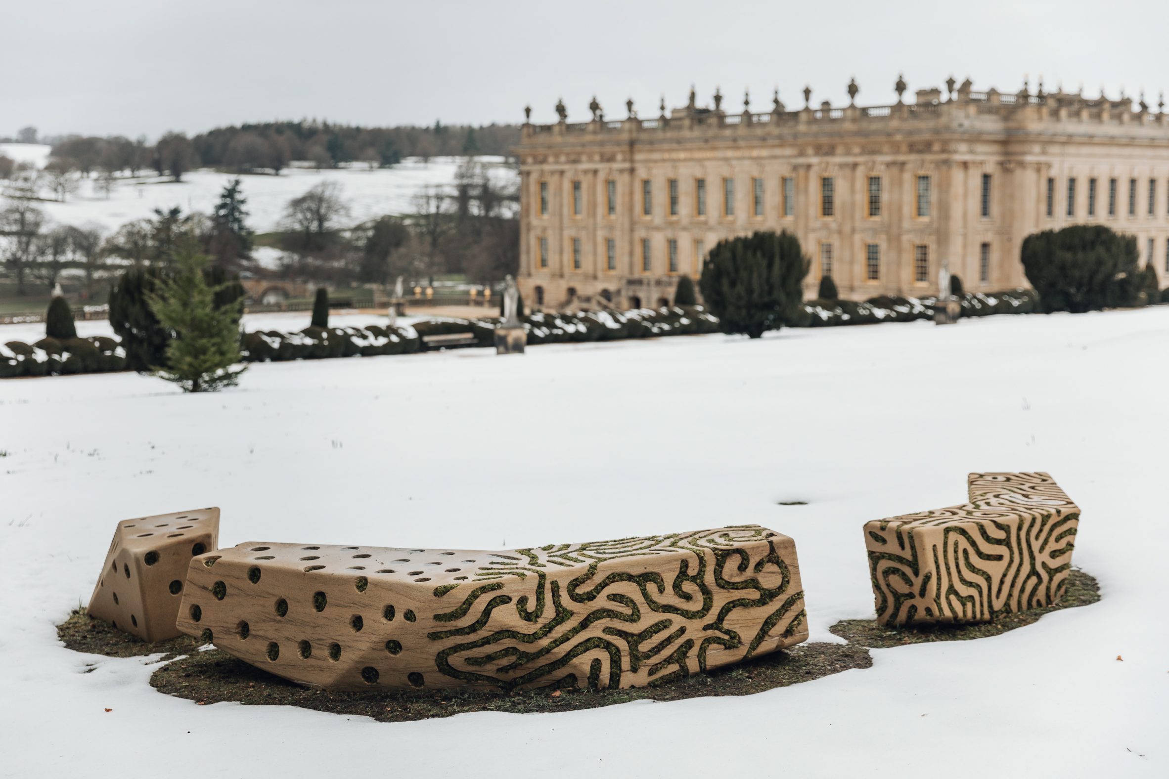Joris Laarman's benches situated in the gardens of Chatsworth House