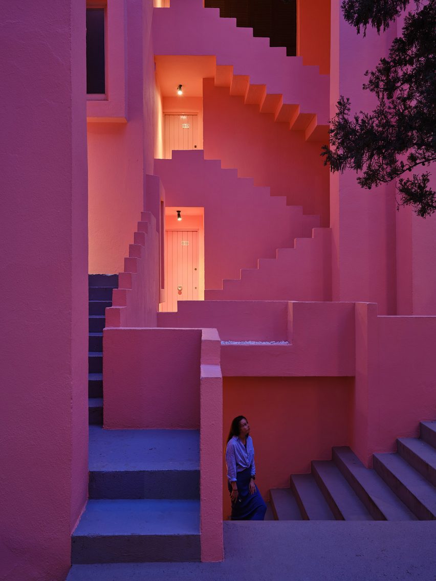 Pink stairways of Muralla Roja at night
