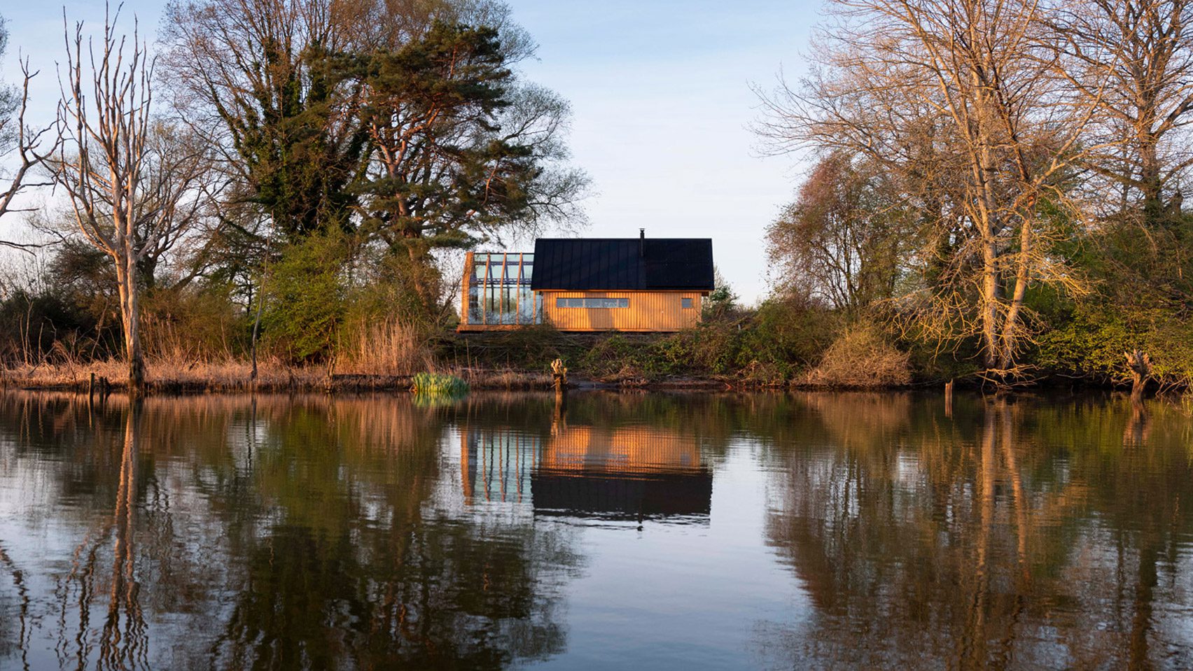 Kasper Scholes creëert Anna, een herconfigureerbare hut in een Nederlands park